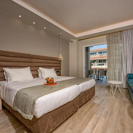 Alexandra & Hotel
